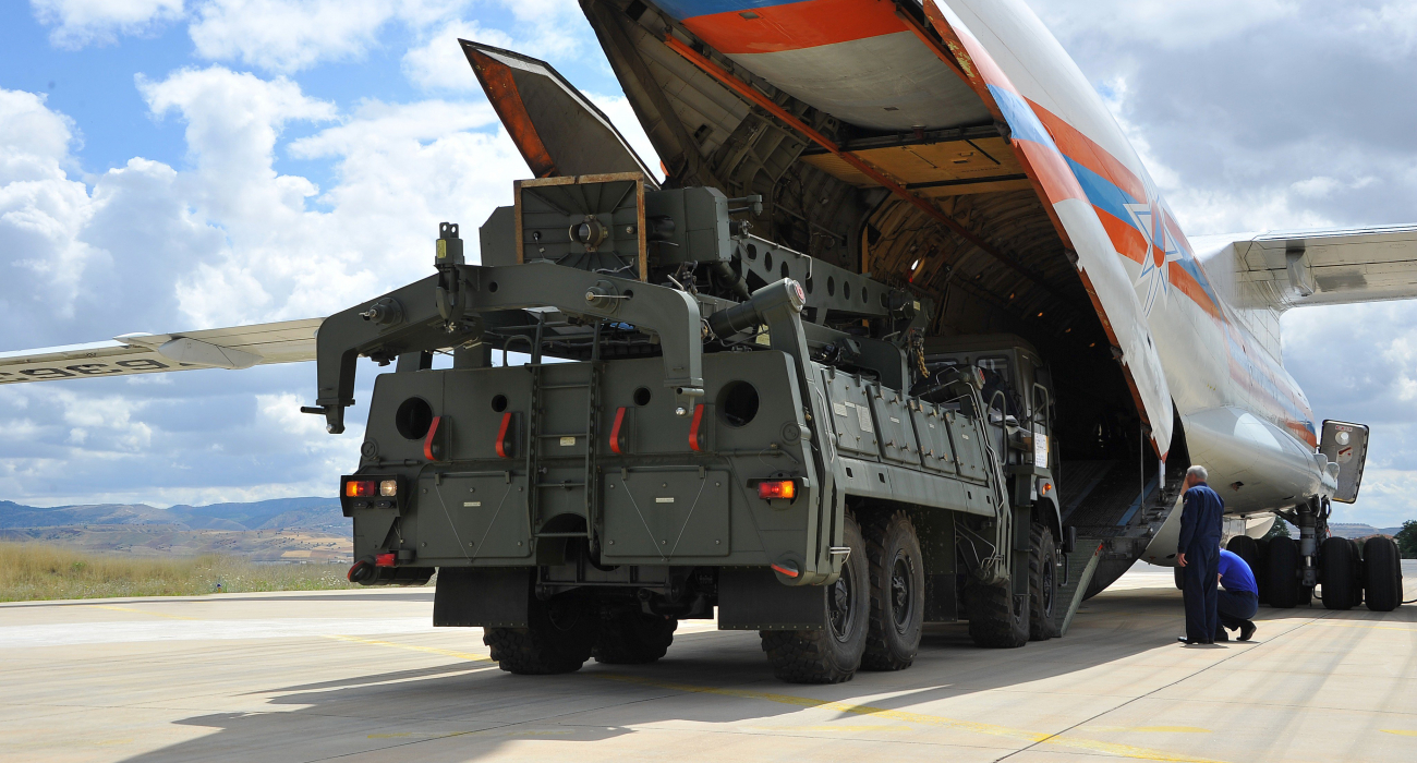Bürokratik ve Endüstriyel Yönleriyle Türkiye’nin S-400 Alım Kararı